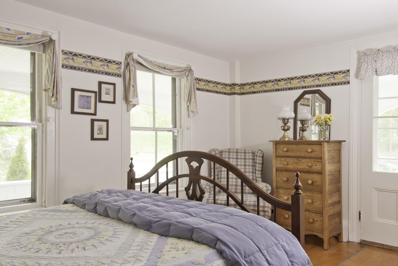 Golden Stage Inn Proctorsville ภายนอก รูปภาพ