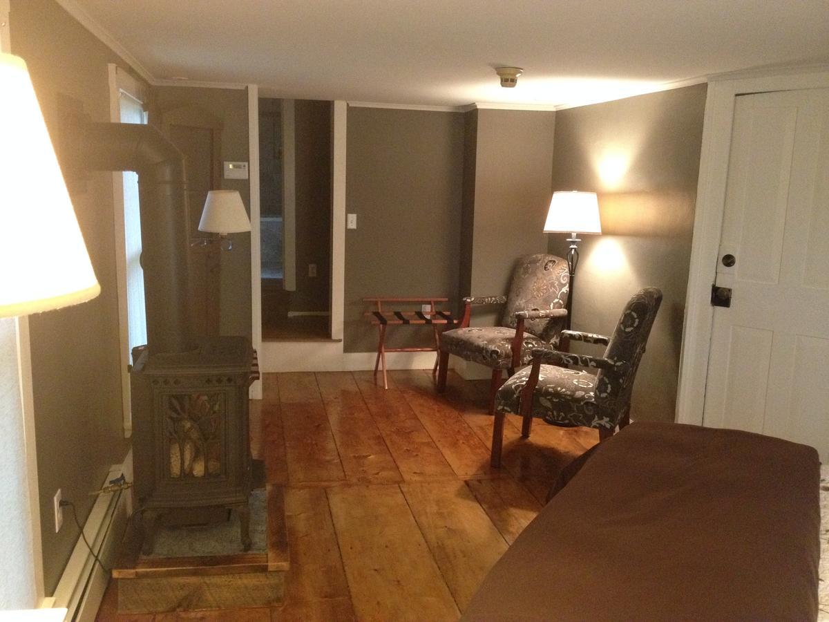 Golden Stage Inn Proctorsville ภายนอก รูปภาพ
